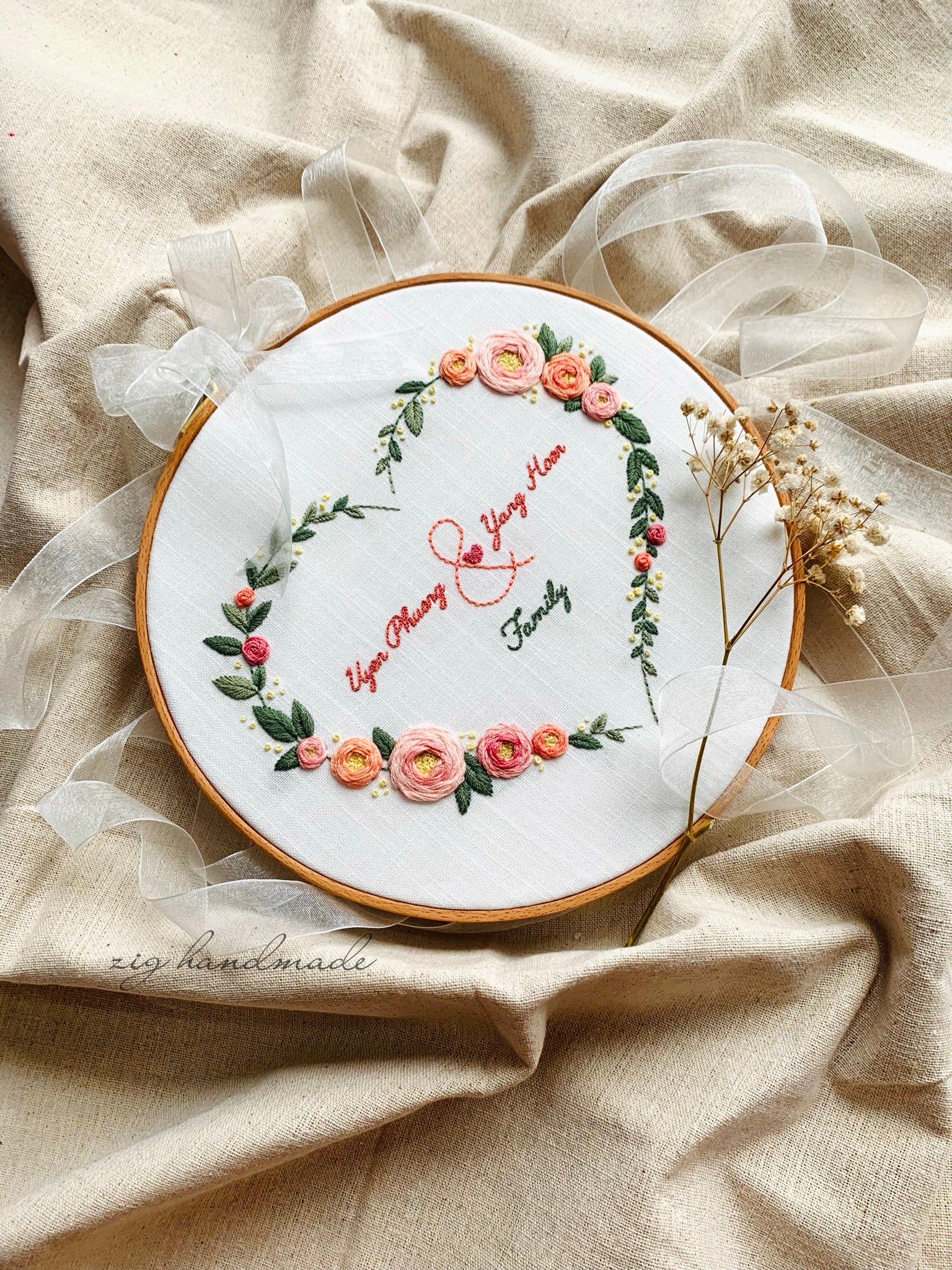 Heart Flowers - Version 2020 - Embroidery for Valentine, Wedding